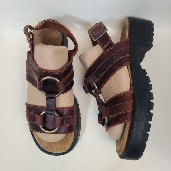 Vtg 90's Y2K Wild Pair Lug O Ring Brown Leather Sandals - Picture 1 of 16